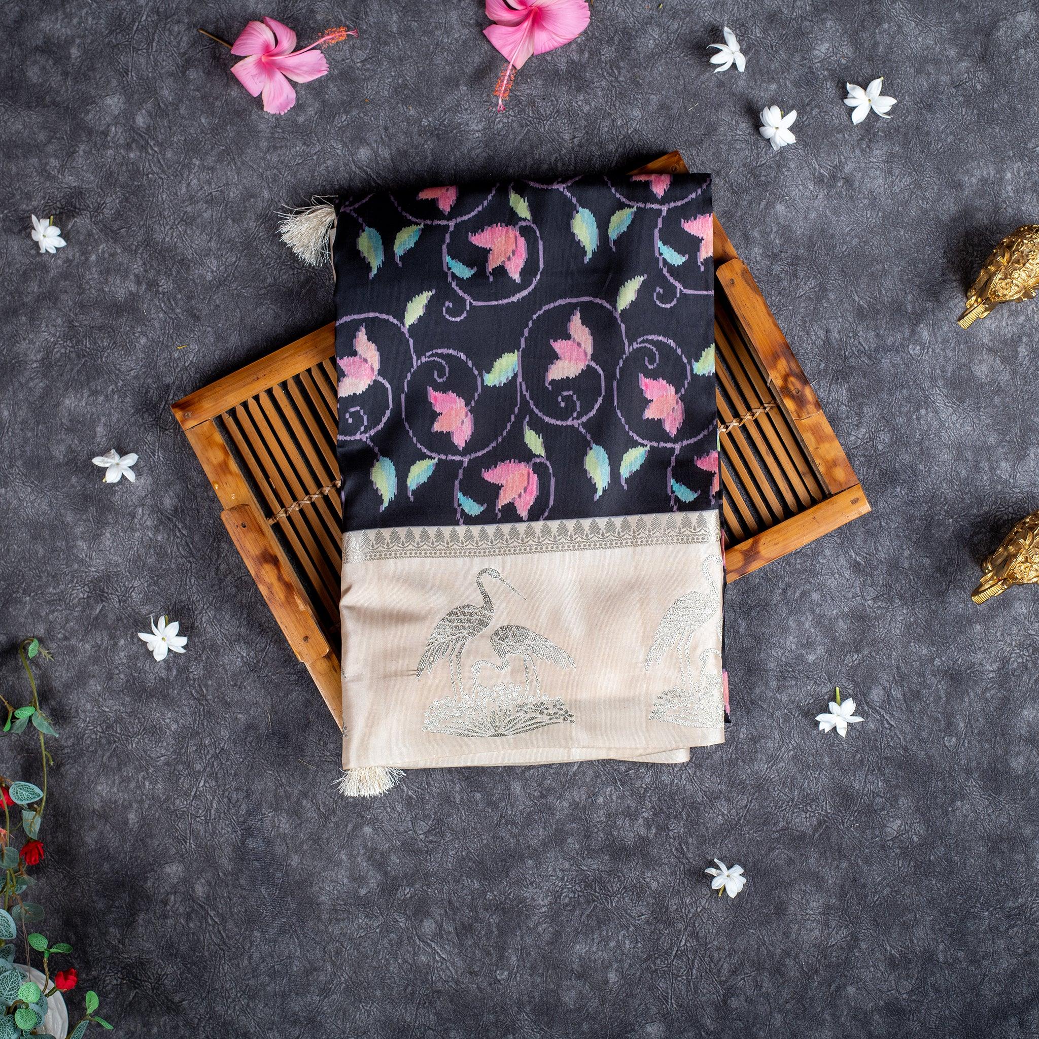 Handloom Masaroo Crepe Silk Saree with Digital Prints – Elephant Grey - Kleem Boutique Main image