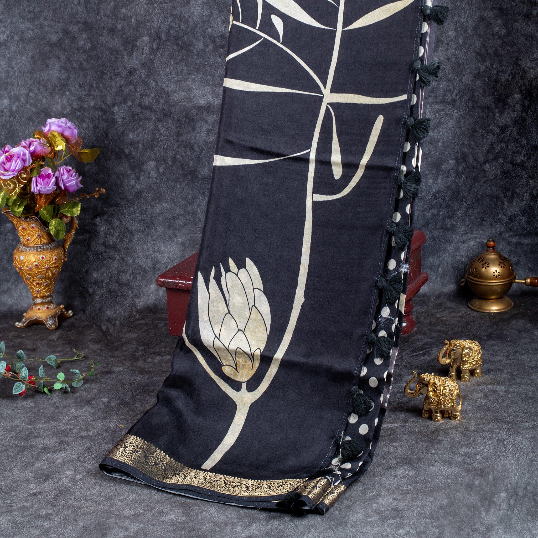 Saundarya Silk Saree – Classic Black & White Combination Secondary image
