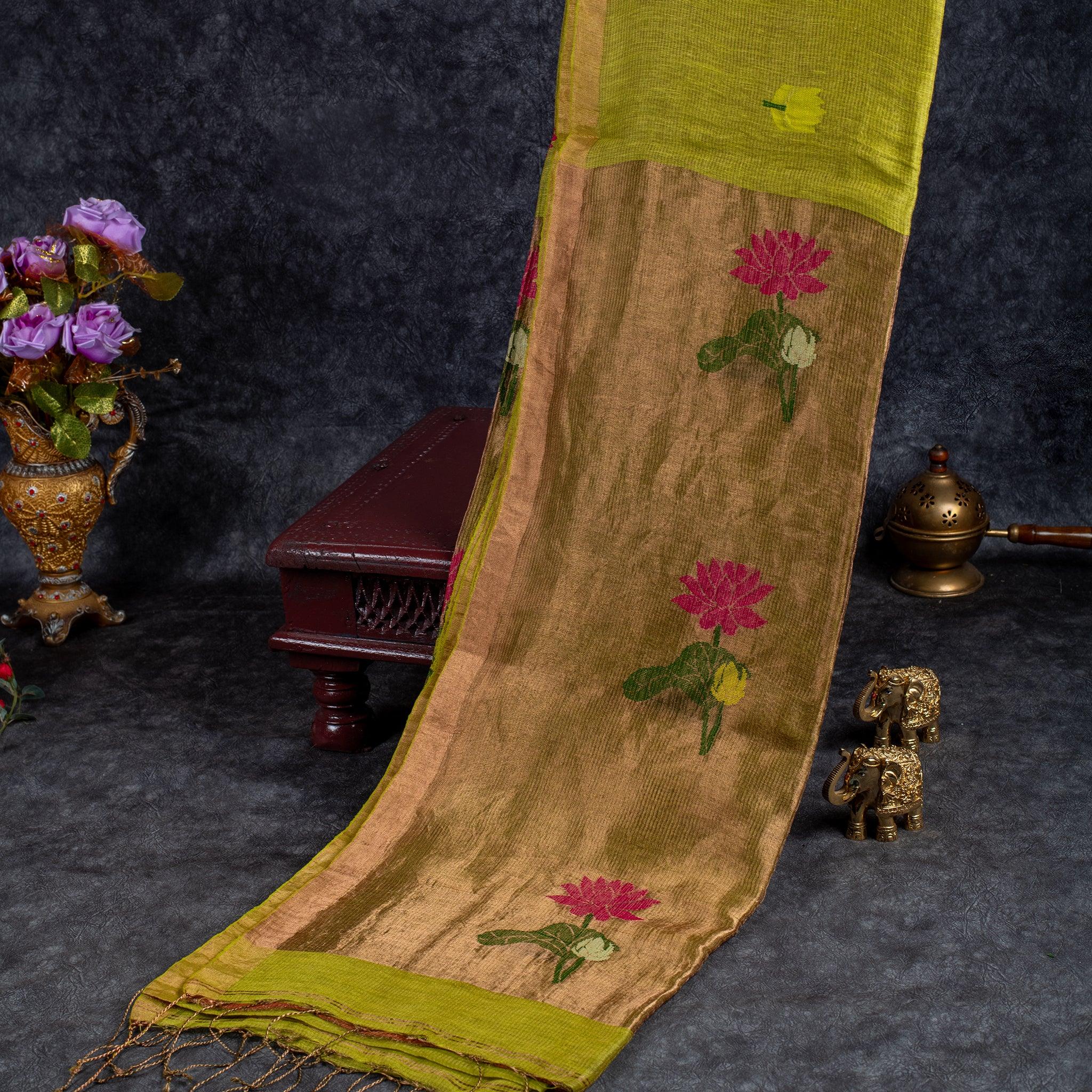 Matka Silk Jamdani Lotus Design Saree – Handwoven Heritage Elegance-Mehandi Green - Kleem Boutique