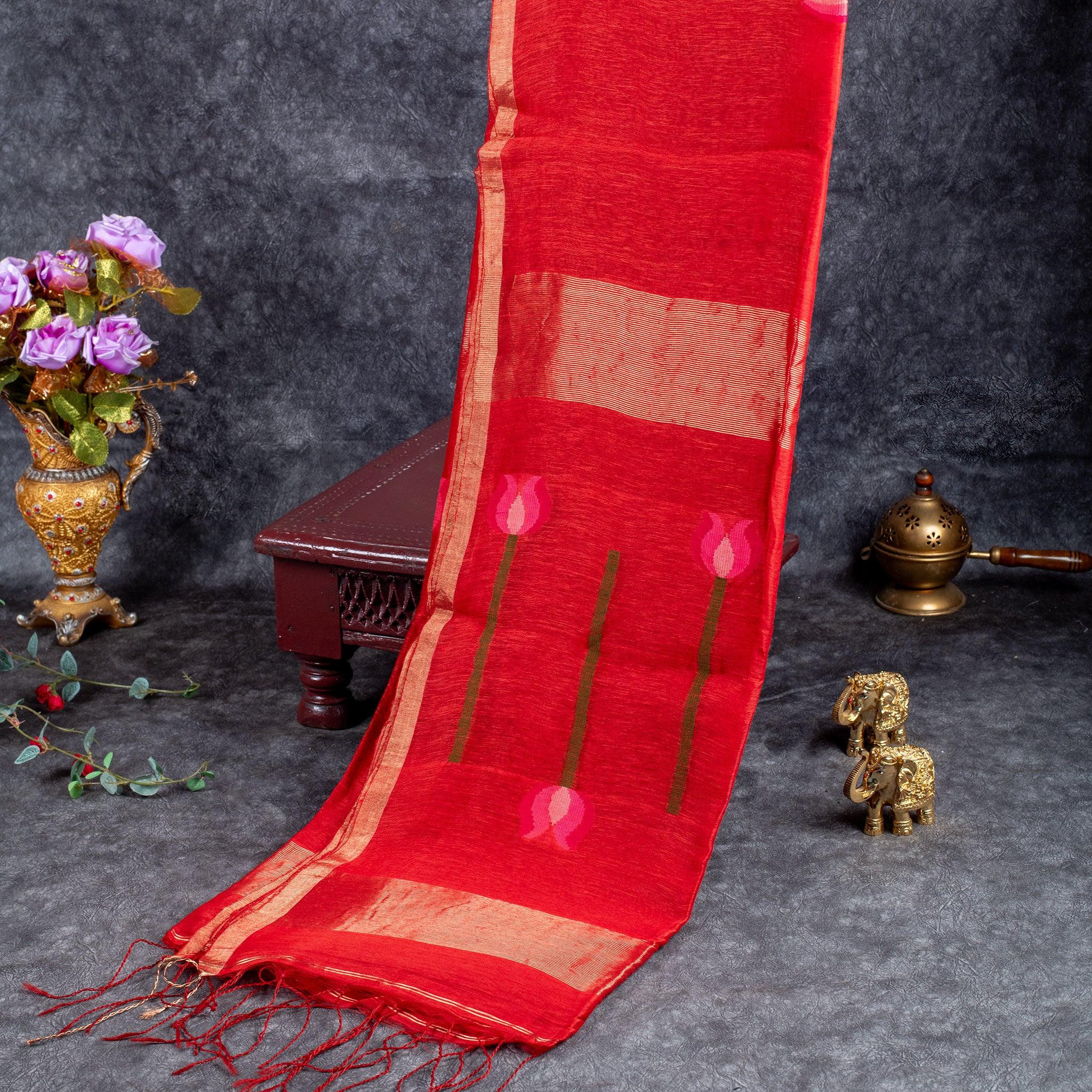 Matka Silk Jamdani Saree – Handwoven Artistic Elegance-Red Secondary image