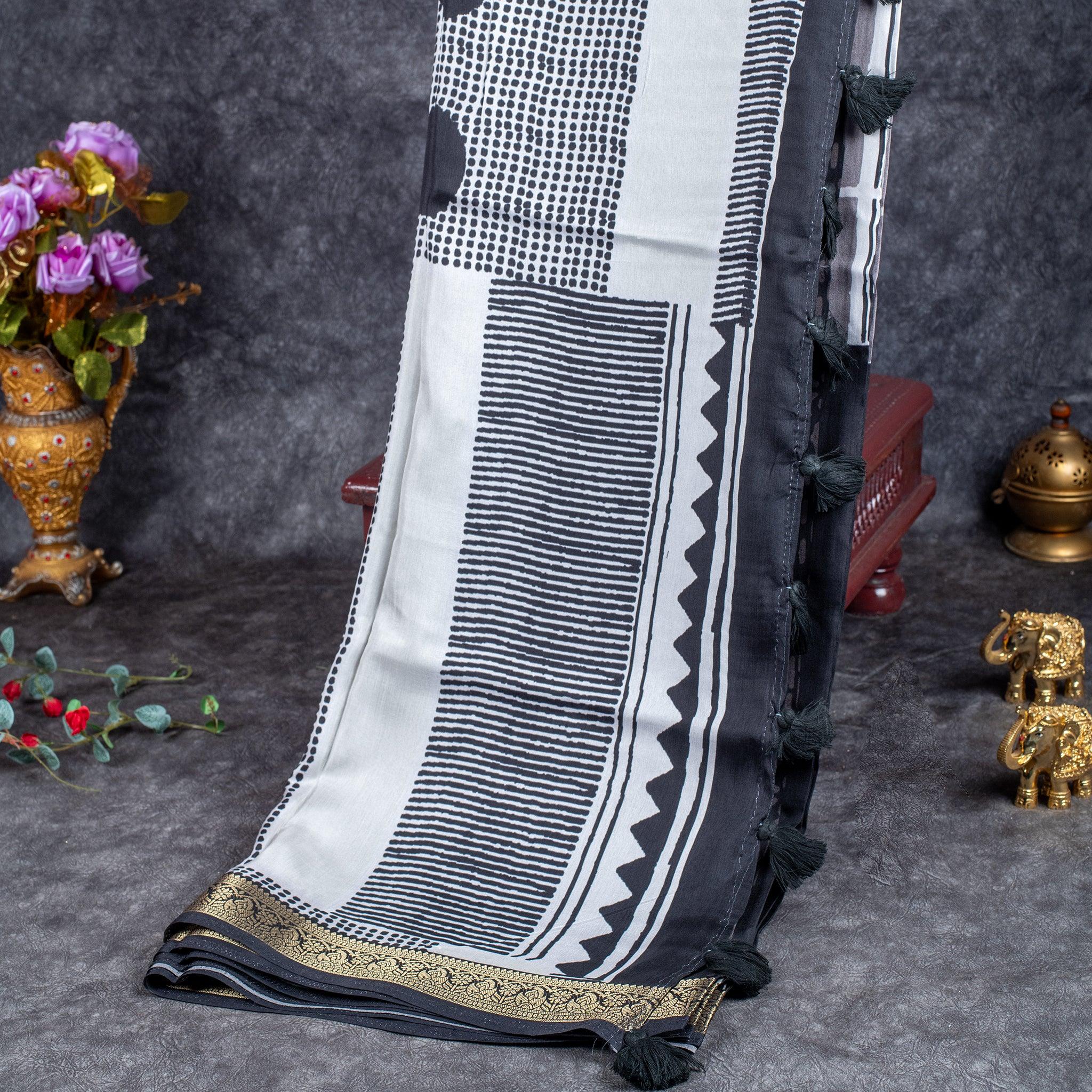 Saundarya Silk Saree – Classic Black & White Combination Secondary image