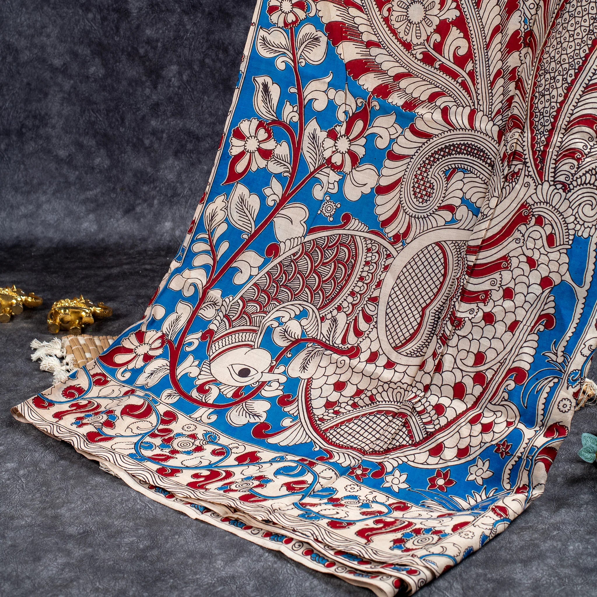 Pure Handloom Dye Silk Saree with Bird Printed Border -  Beige Secondary image