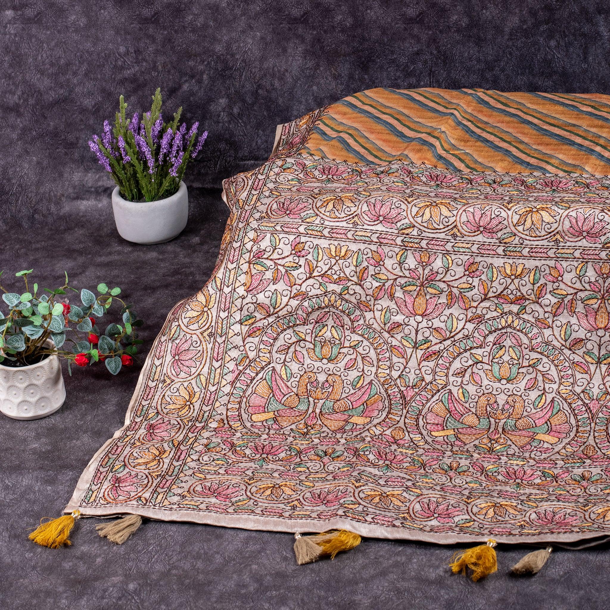 Semi Tussar Silk Saree – Leheriya Design with Kantha Border Secondary image