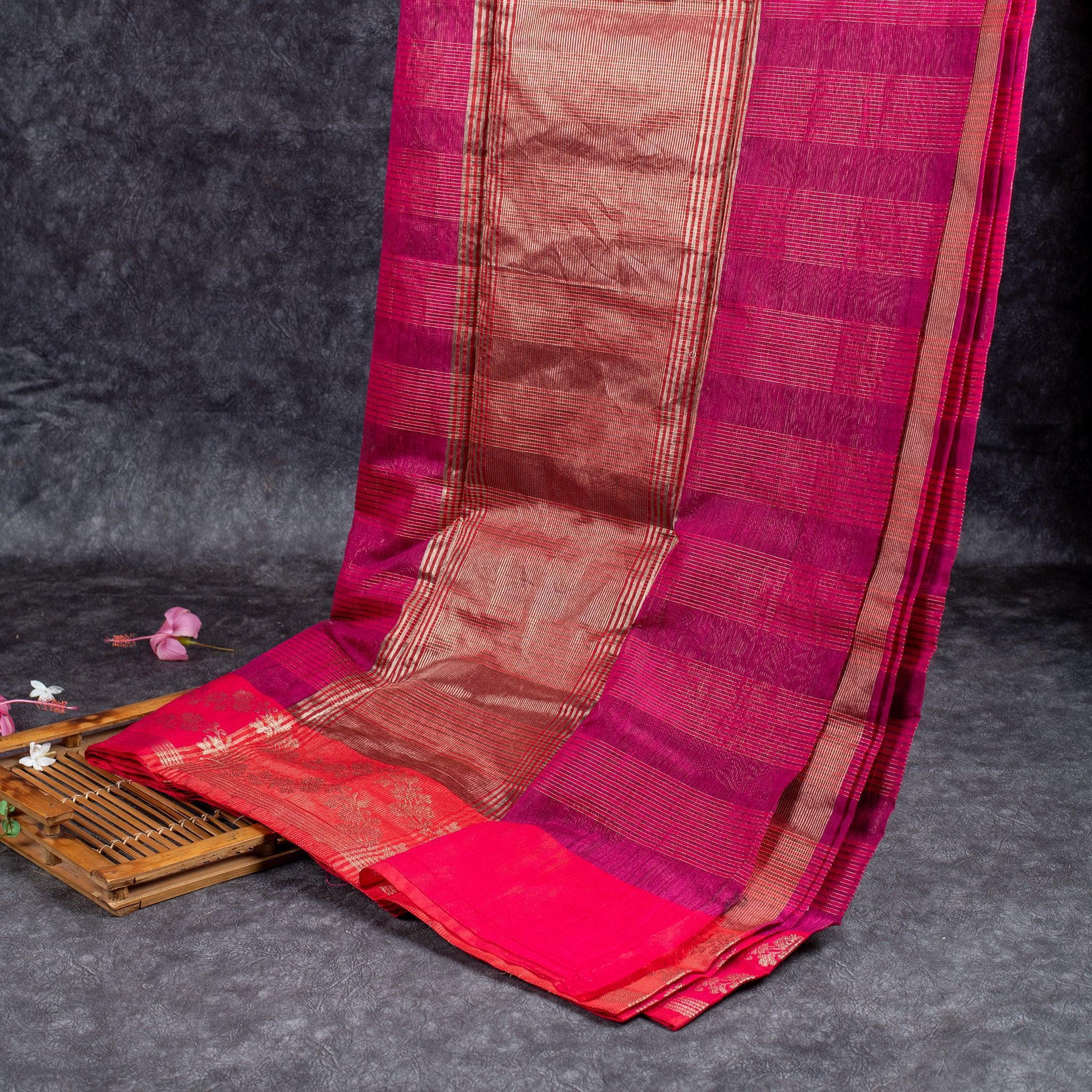 Handloom Cotton Weaving Saree - Cherry Red Secondary image