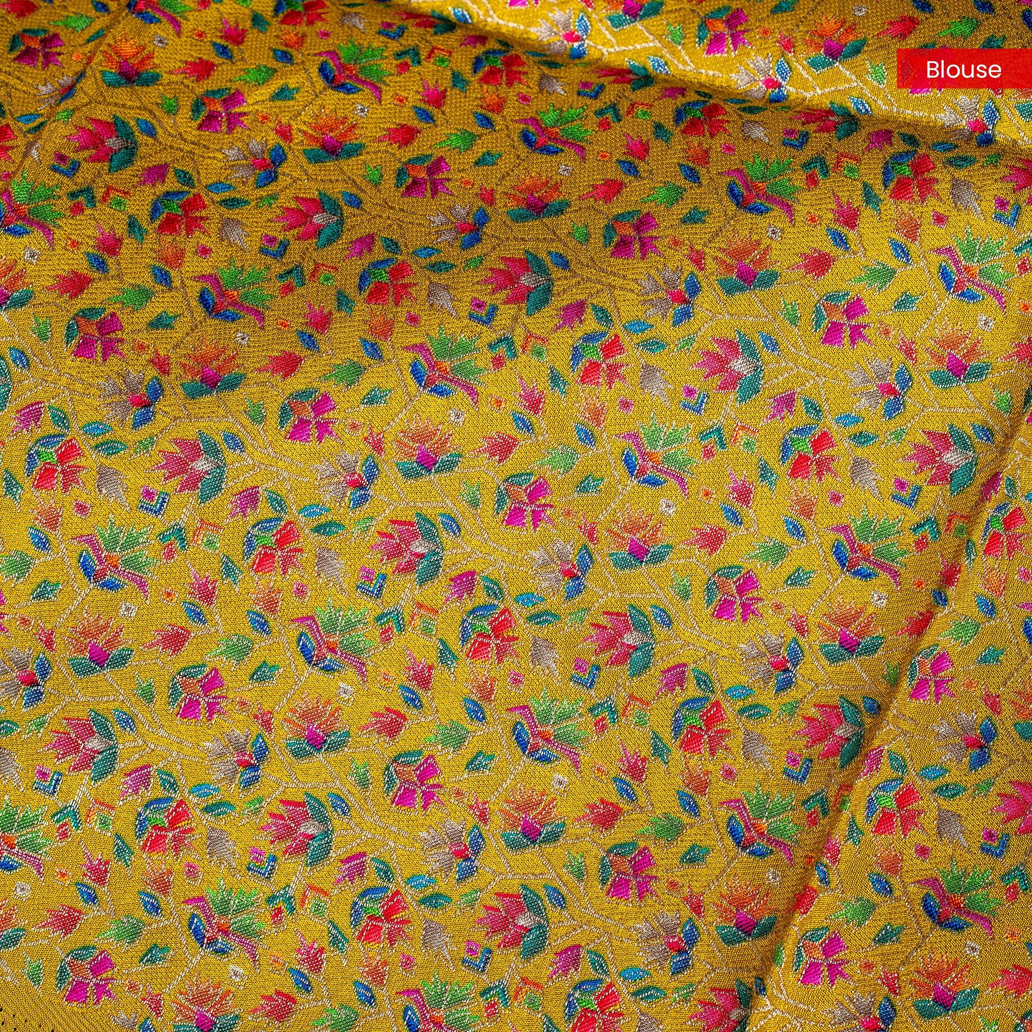 Mysore Crepe Saree with Contrast Blouse - Green - Kleem Boutique