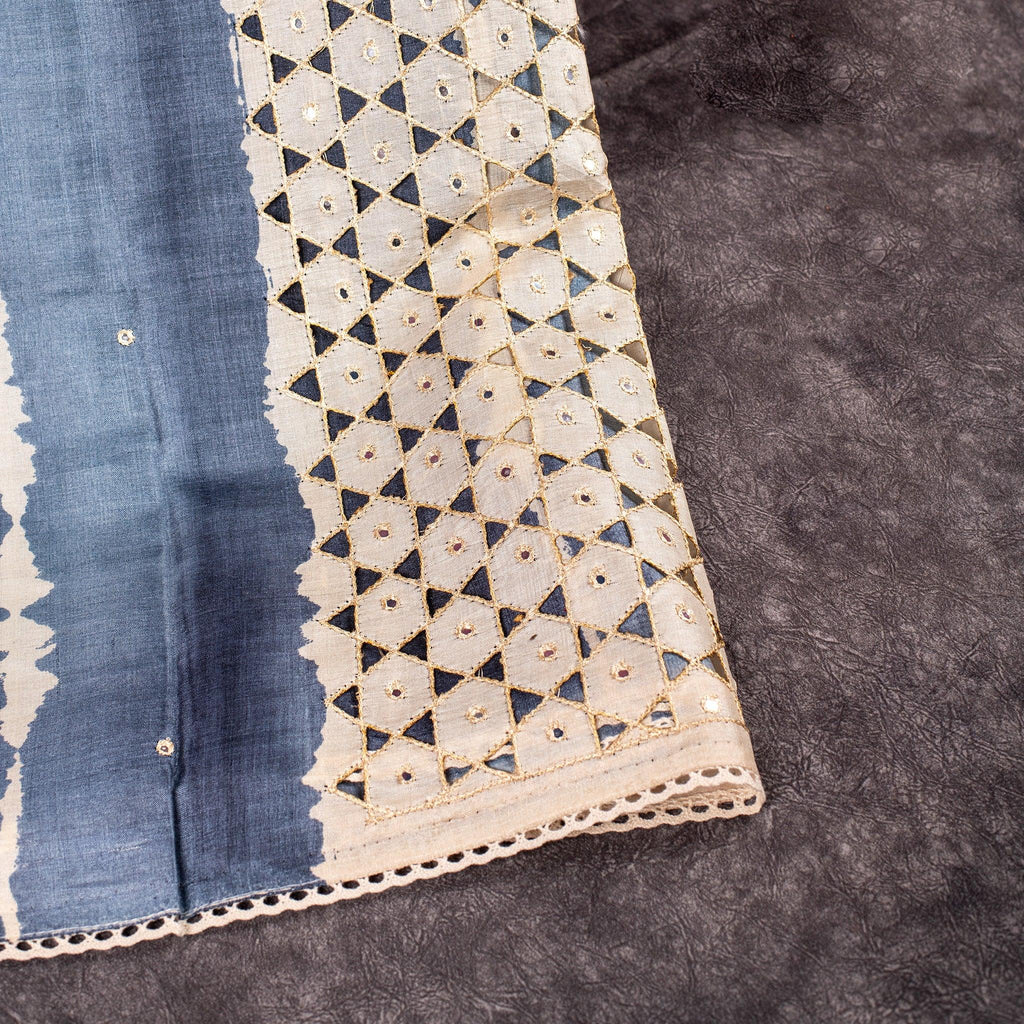 Pure Handloom Tussar Silk Grey Saree with Leheriya Pattern & Kalamkari Cutwork - Kleem Boutique